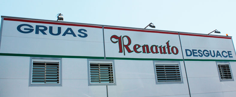 Bienvenidos a Grúas y Desguaces Renauto
