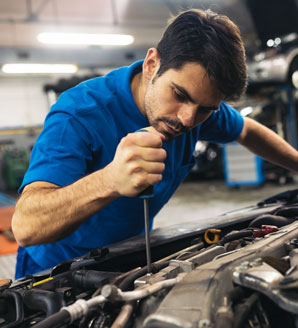 Por qué se calienta el motor del coche