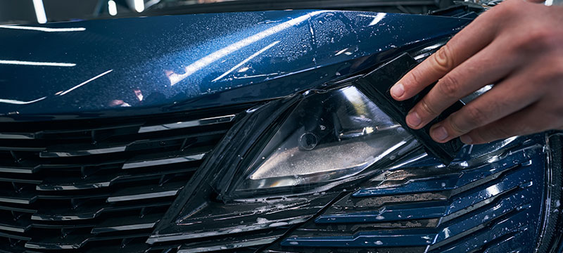 Mantenimiento y sustitución de los faros y pilotos