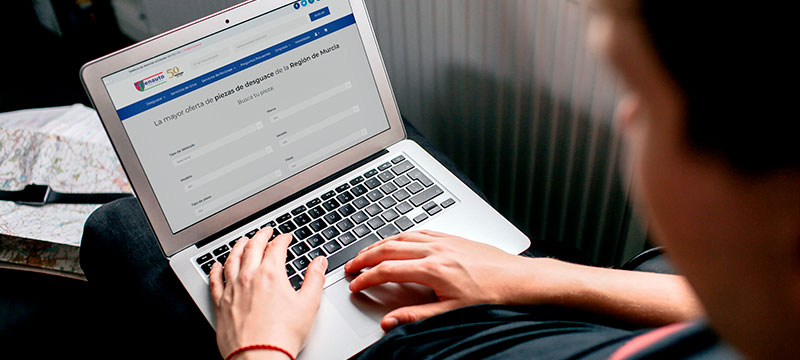 Los beneficios de comprar recambios de vehículos online con Renauto