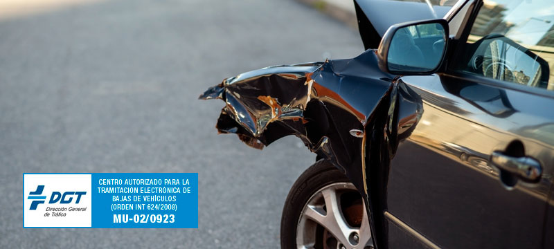 Coche declarado siniestro total: Guía para gestionar los restos y vender al desguace